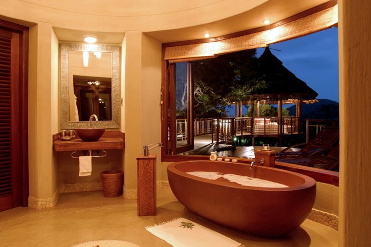 Bathroom at Thanda Safari Lodge